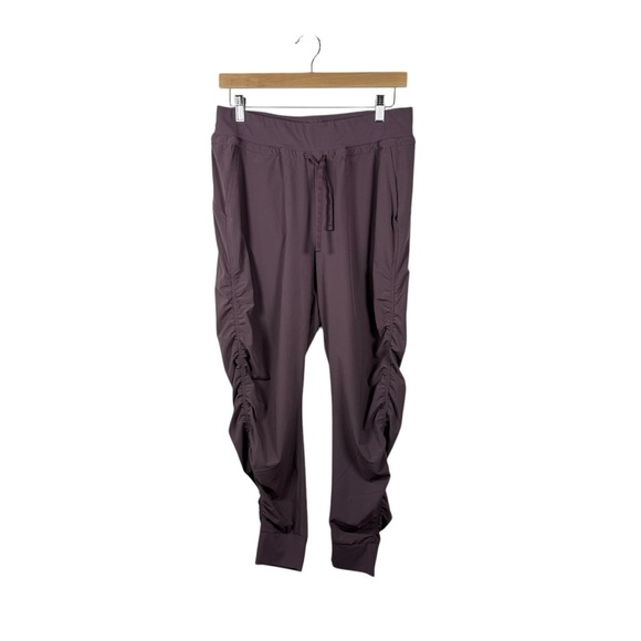 Athleta Women’s Attitude Ruched Jogger Pants in Volcanic Violet Size 8 - Picture 6 of 13
